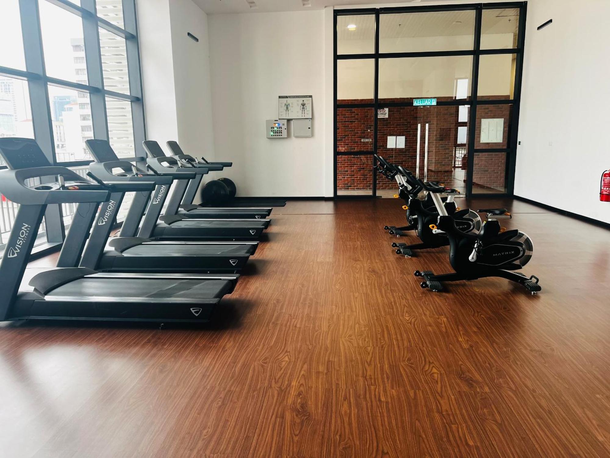 Chambers At Pwtc Apartment